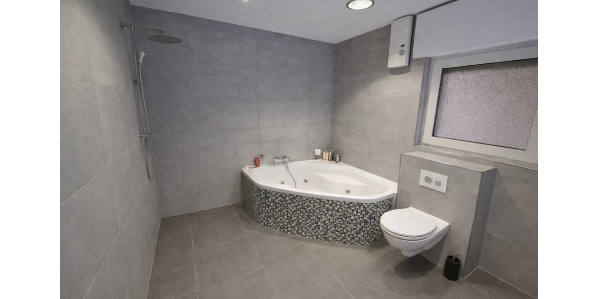 Etagenwohnung Hagen Hohenlimburg - 3 Zimmer, 125 m&sup2;, 1.190&euro; | Angebot:24626882