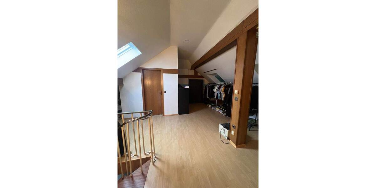 Etagenwohnung Dortmund Hombruch - 4 Zimmer, 76 m&sup2;, 229.000&euro; | Angebot:25744928
