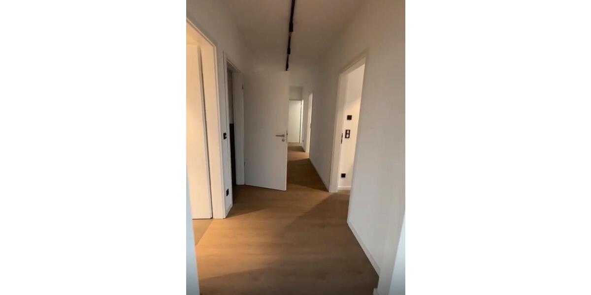 Einfamilienhaus Iserlohn Sümmern - 3 Zimmer, 136 m&sup2;, 2.145&euro; | Angebot:24754656