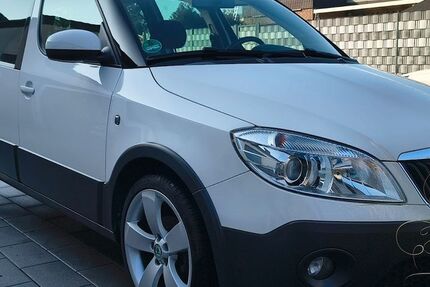 Skoda Roomster 69.000 km 6.800 &euro; Bergkamen 59192