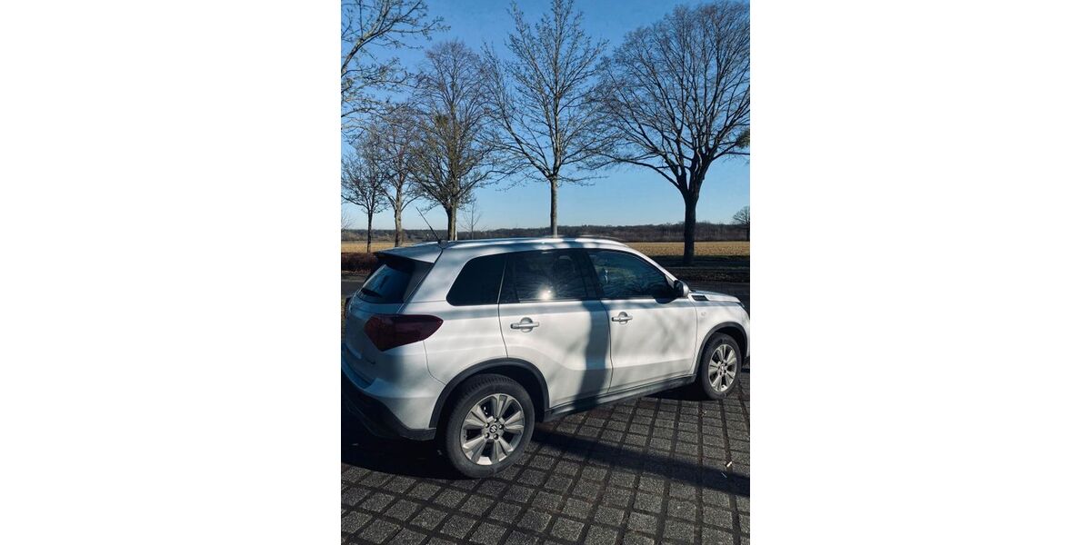 Suzuki Vitara 11.000 km 19.900 &euro; Bergkamen 59192