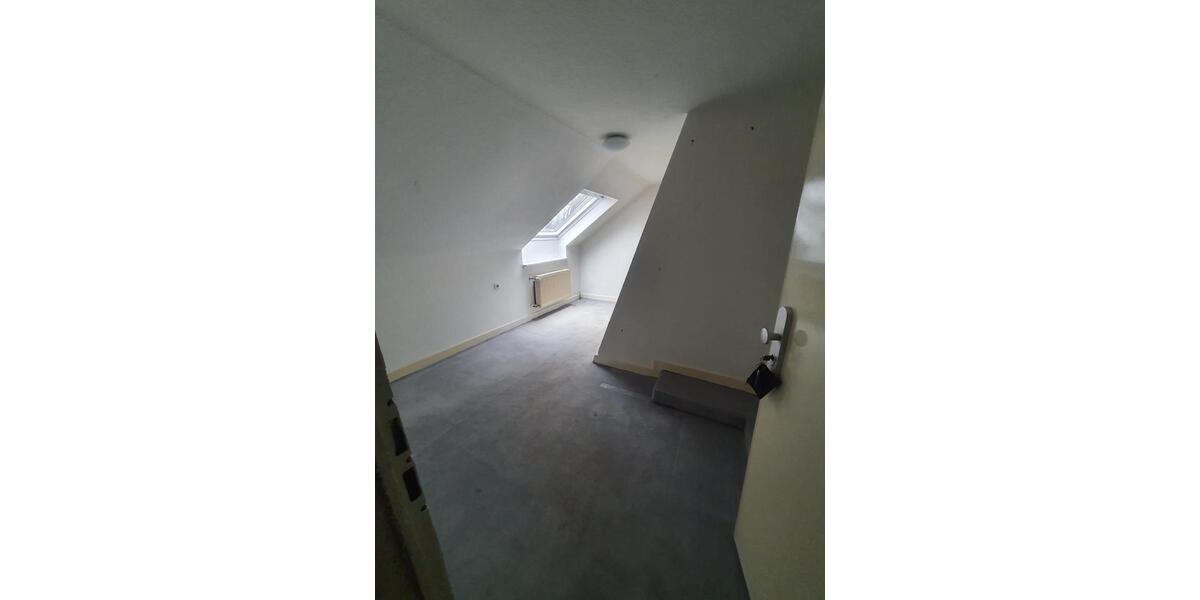 PROVISIONSFREIE!!! Eigentumswohnung 68,25 qm mit Balkon u. Garage zimmer