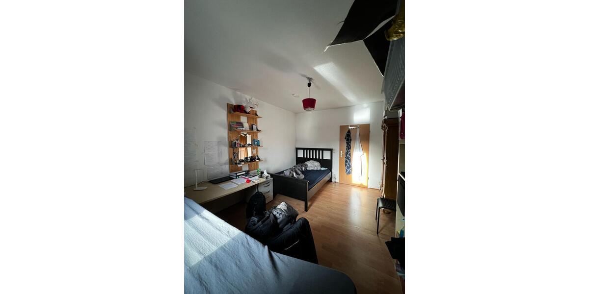 Etagenwohnung Bochum Wiemelhausen - 2 Zimmer, 90 m&sup2;, 550&euro; | Angebot:25759292