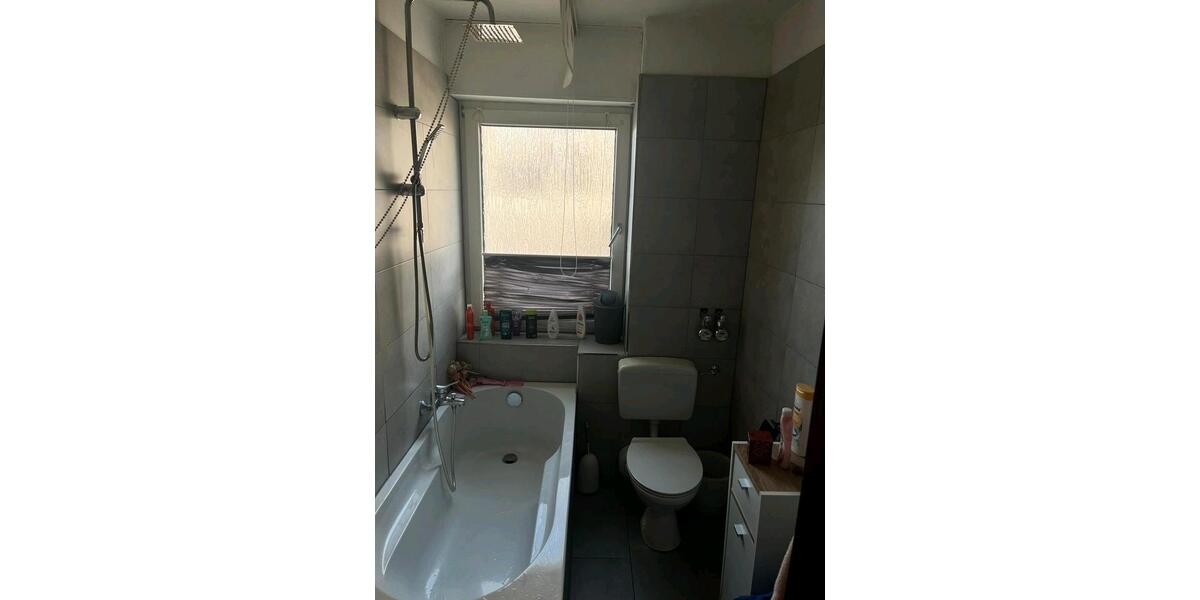 Etagenwohnung Dortmund Huckarde - 5 Zimmer, 125 m&sup2;, 180.000&euro; | Angebot:27263715