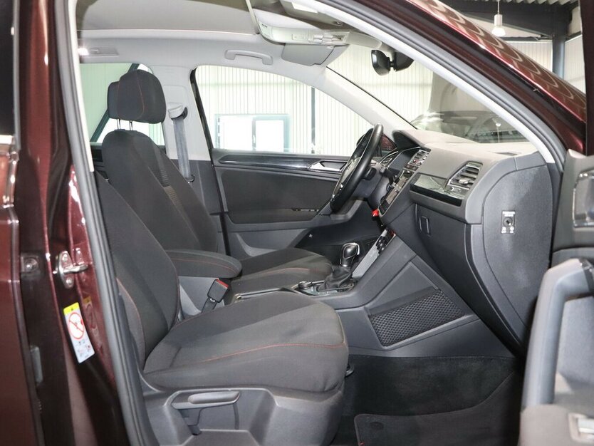 VW Tiguan 1.4 TSI DSG 4M SOUND / PANORAMA / AID 116.000 km 19.444 € Hamm 59077