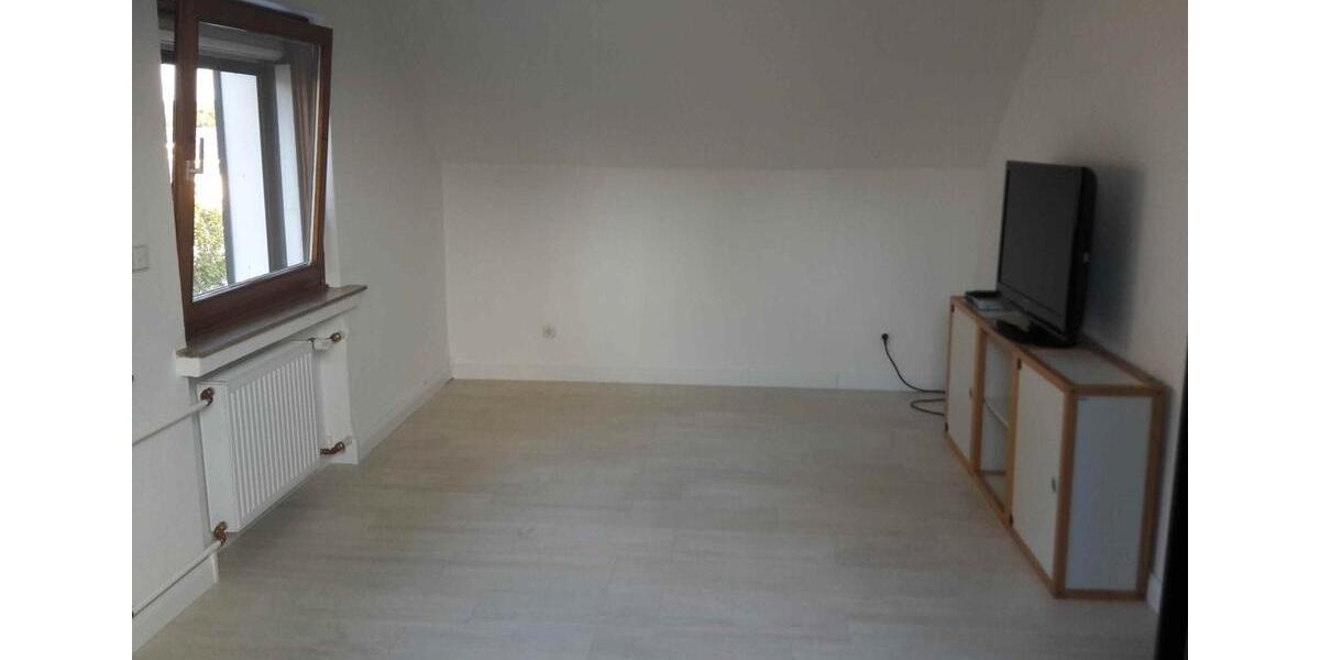 Dachgeschoßwohnung Dortmund Aplerbeck - 2.5 Zimmer, 60 m&sup2;, 490&euro; | Angebot:24655486