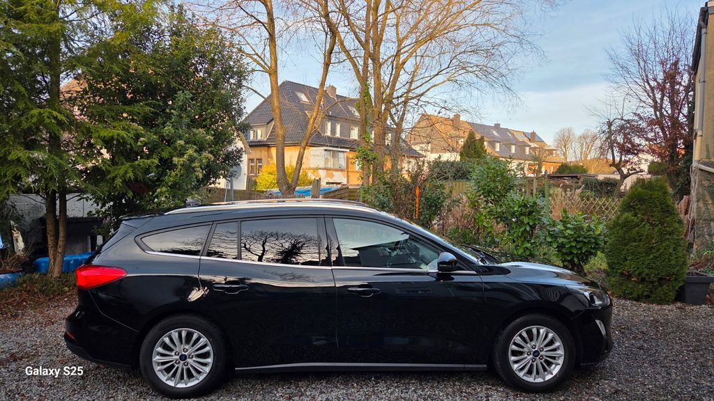 Ford Focus 48.900 km 15.500 &euro; Hagen 58119