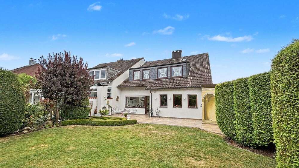 Einfamilienhaus Hattingen Niederbonsfeld - 6.5 Zimmer, 170 m&sup2;, 569.000&euro; | Angebot:27207729