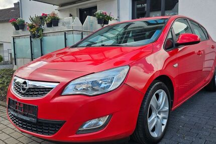 Opel Astra 172.000 km 2.900 &euro; Hagen 58119