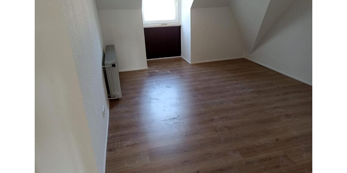 Dachgeschosswohnung 3 zimmer