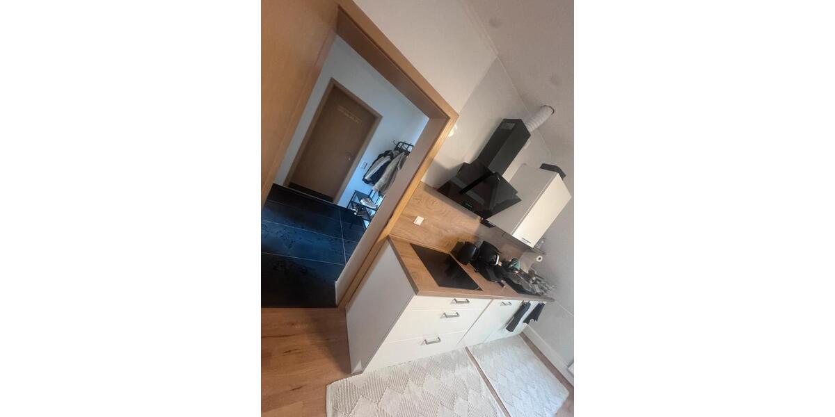 Dachgeschoßwohnung Gelsenkirchen Gelsenkirchen-West - 2.5 Zimmer, 70 m&sup2;, 120.000&euro; | Angebot:24751825