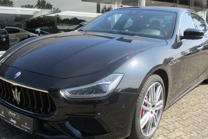 Maserati Ghibli 67.500 km 52.900 € Schwerte 58239