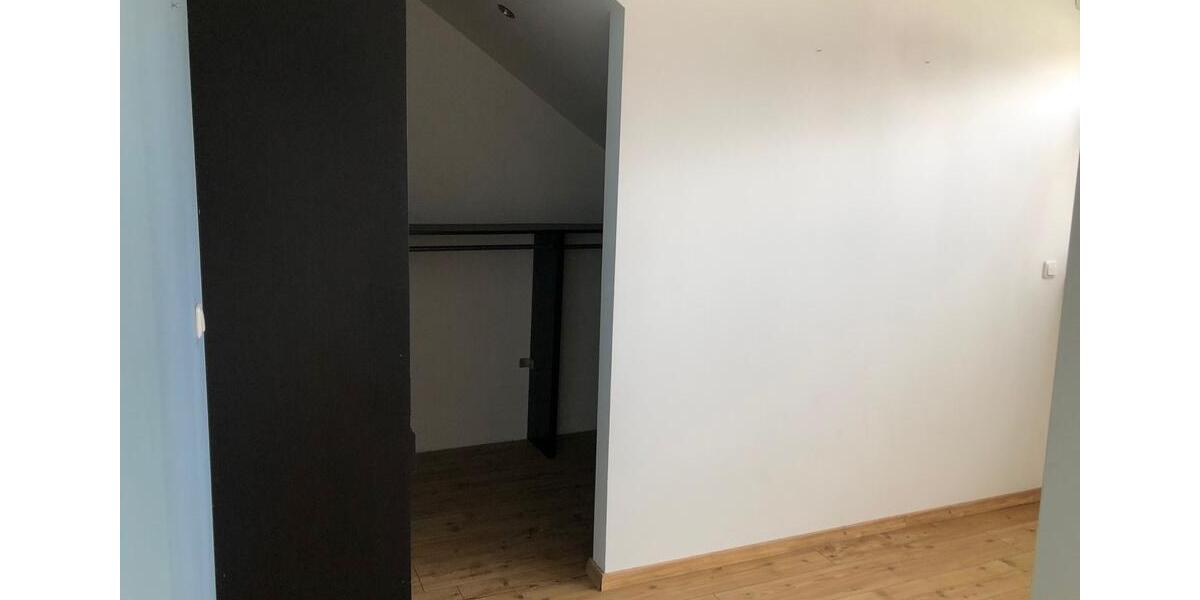 Dachgeschoßwohnung Dortmund Mengede - 3 Zimmer, 78 m&sup2;, 800&euro; | Angebot:24841422