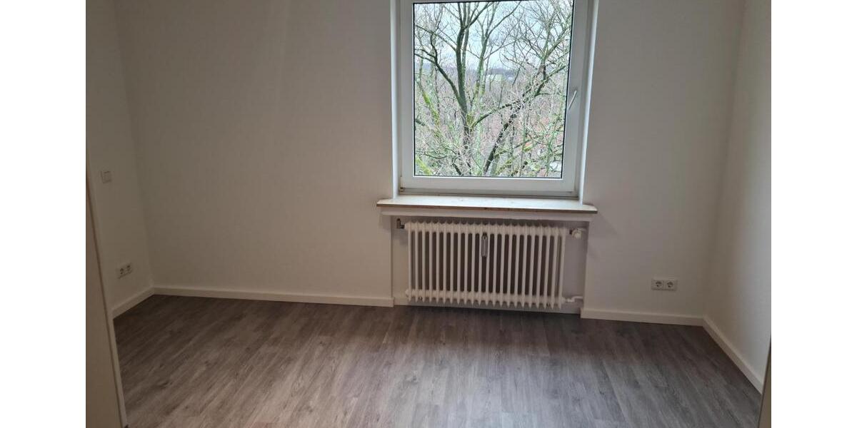 Einfamilienhaus Iserlohn Sümmern - 3 Zimmer, 85 m&sup2;, 740&euro; | Angebot:24258306