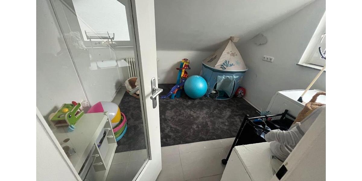 Dachgeschoßwohnung Sprockhövel - 3 Zimmer, 76 m&sup2;, 569&euro; | Angebot:26561763