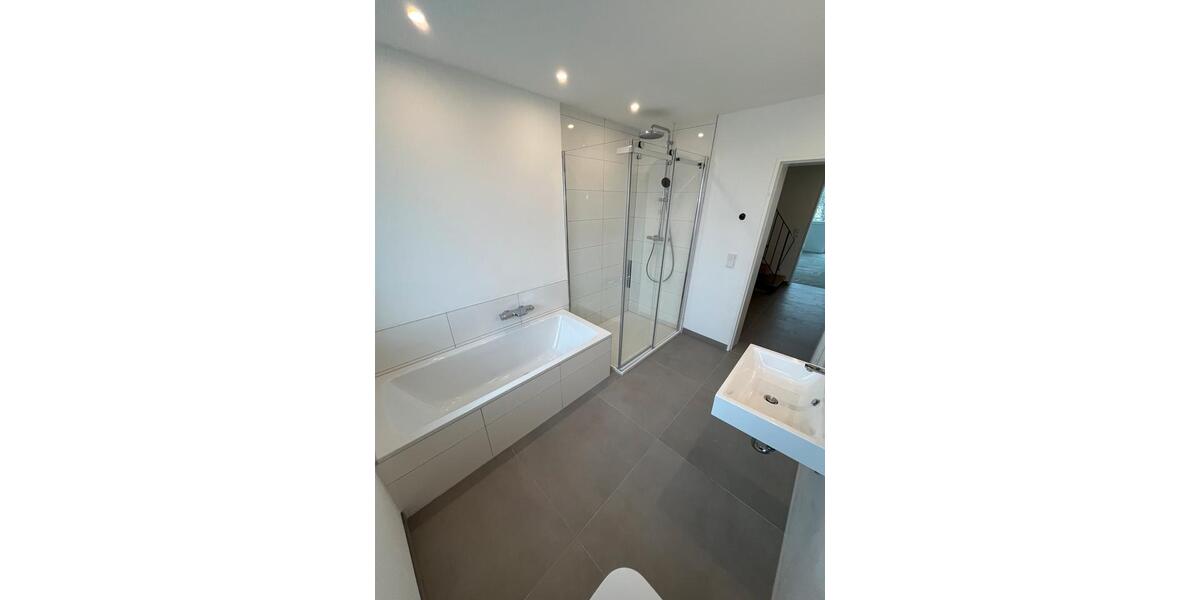 Reihenhaus Gelsenkirchen Buer - 7 Zimmer, 157 m&sup2;, 549.000&euro; | Angebot:25022501