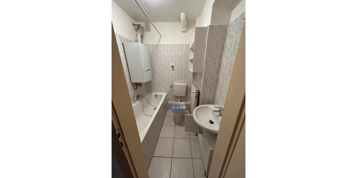 Hochparterre Hagen Hagen-Mitte - 1 Zimmer, 42 m&sup2;, 410&euro; | Angebot:24781961