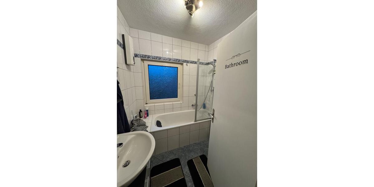 Dachgeschoßwohnung Herne Wanne - 2.5 Zimmer, 52 m&sup2;, 495&euro; | Angebot:24784278