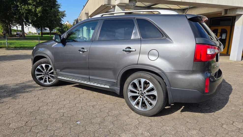 Kia Sorento 124.500 km 16.549 € Werl 59457