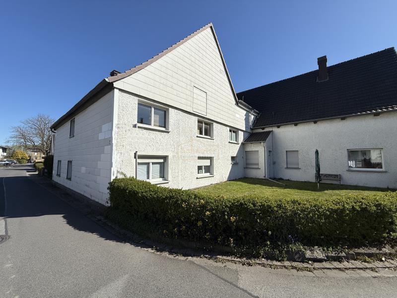 Vermietete ETW in 2 Fam.- Haus sucht neuen Besitzer