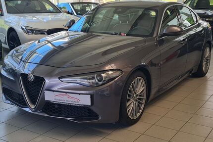 Alfa Romeo Giulia 189.000 km 12.950 € Holzwickede 59439