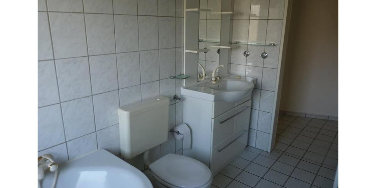 Erdgeschoßwohnung Hemer - 2 Zimmer, 63 m&sup2;, 119.000&euro; | Angebot:25547138