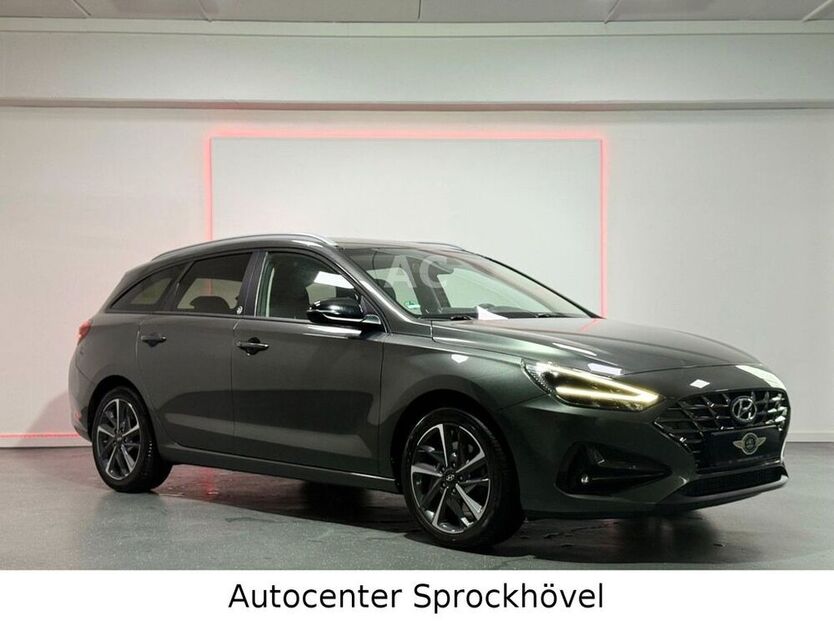 i30