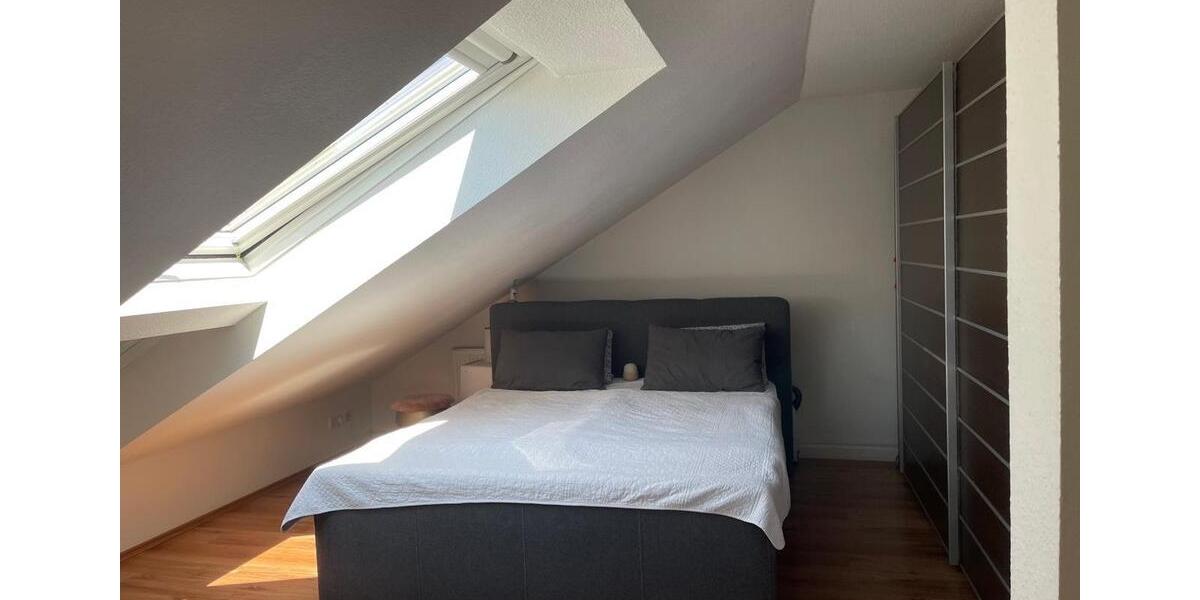 Dachgeschoßwohnung Dortmund Mengede - 2 Zimmer, 60 m&sup2;, 625&euro; | Angebot:24819827