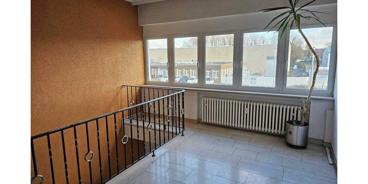 Gewerbeobjekt Recklinghausen Hillerheide - 1 Zimmer, 380 m&sup2;, 3.230&euro; | Angebot:24296679
