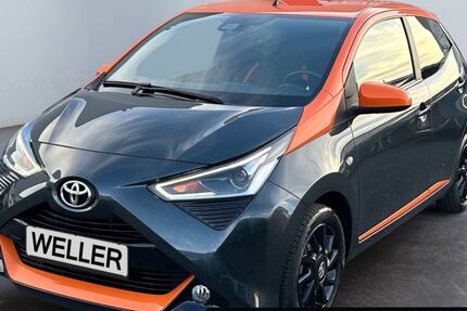 Toyota Aygo (X) 33.334 km 12.490 € Hamm 59067