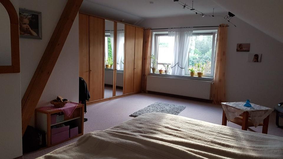 Dachgeschoßwohnung Recklinghausen Grullbad - 3.5 Zimmer, 150 m&sup2;, 995&euro; | Angebot:24382805
