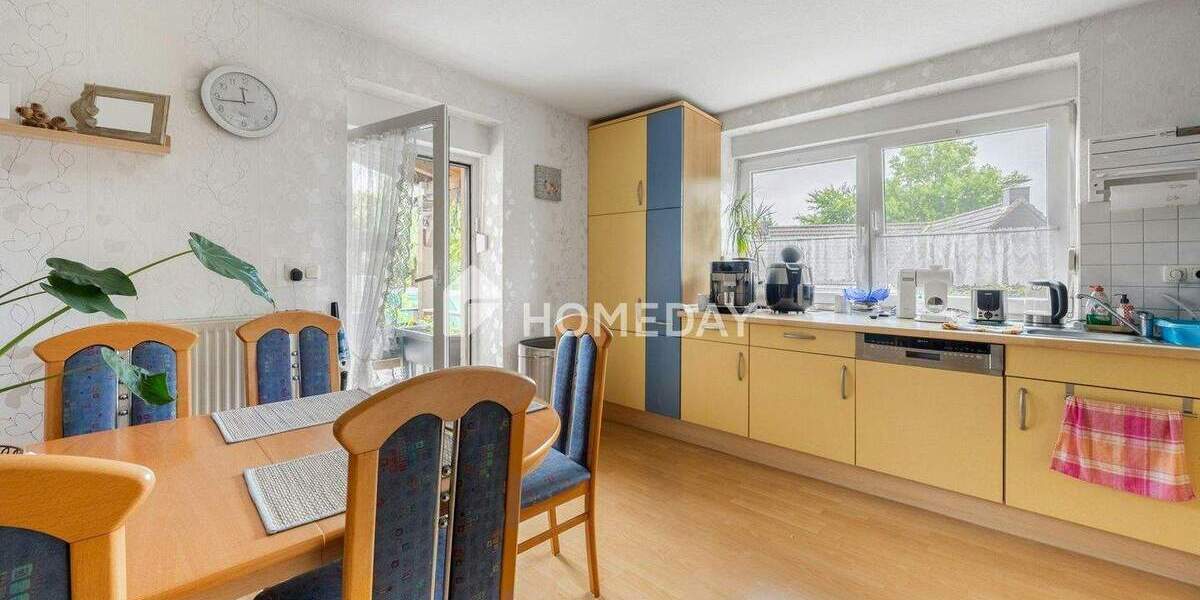 Einfamilienhaus mit Einliegerwohnung, großem Grundstück und vielseitigen Nutzungsmöglichkeiten 8 zimmer