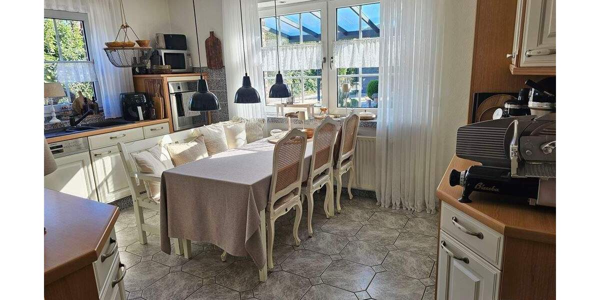 Stilvolles Einfamilienhaus mit Pool, Gartenidylle & hochwertiger Ausstattung 5 zimmer