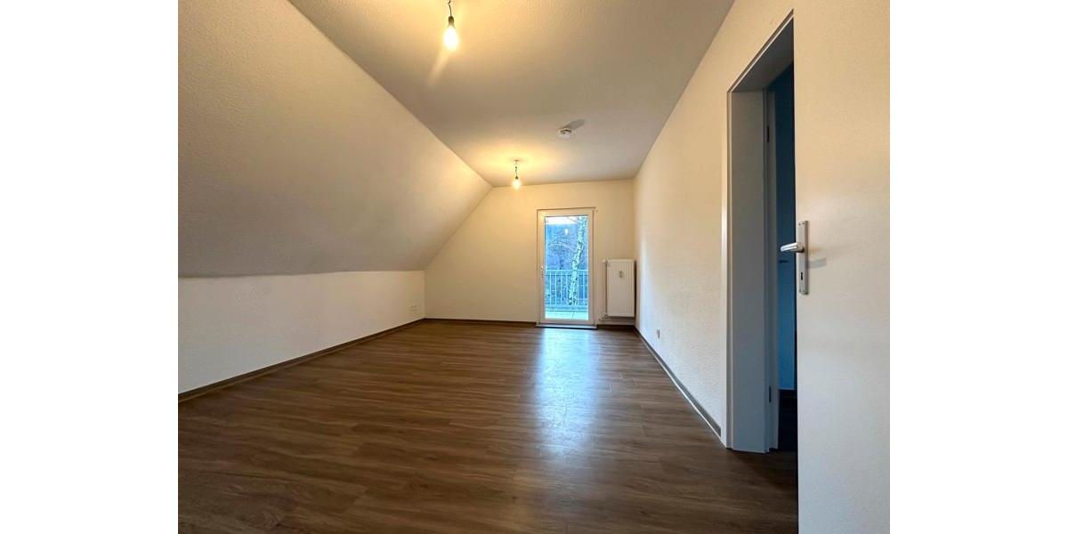 Dachgeschoßwohnung Dortmund Hombruch - 2.5 Zimmer, 58 m&sup2;, 552&euro; | Angebot:24759741