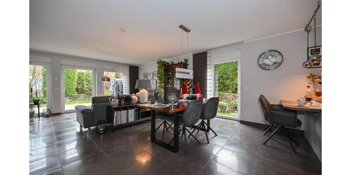 Doppelhaushälfte Hattingen Winz-Baak - 3 Zimmer, 122 m&sup2;, 459.000&euro; | Angebot:24620185