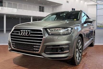 Audi Q7 156.000 km 30.990 &euro; Recklinghausen 45659