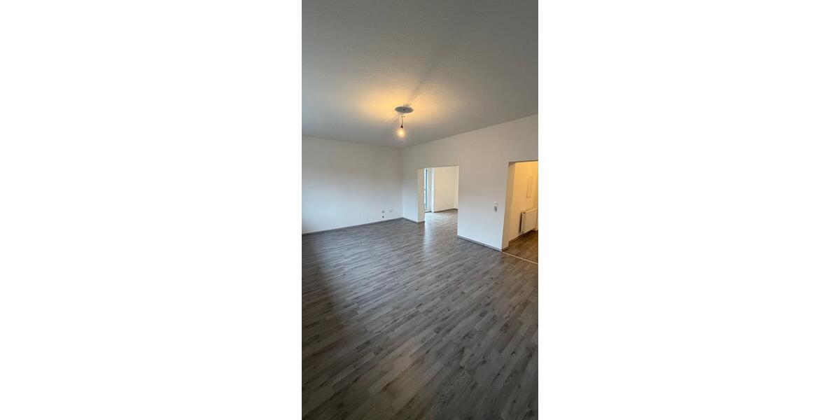 Terrassenwohnung Witten Rüdinghausen - 3 Zimmer, 100 m&sup2;, 1.300&euro; | Angebot:23713629