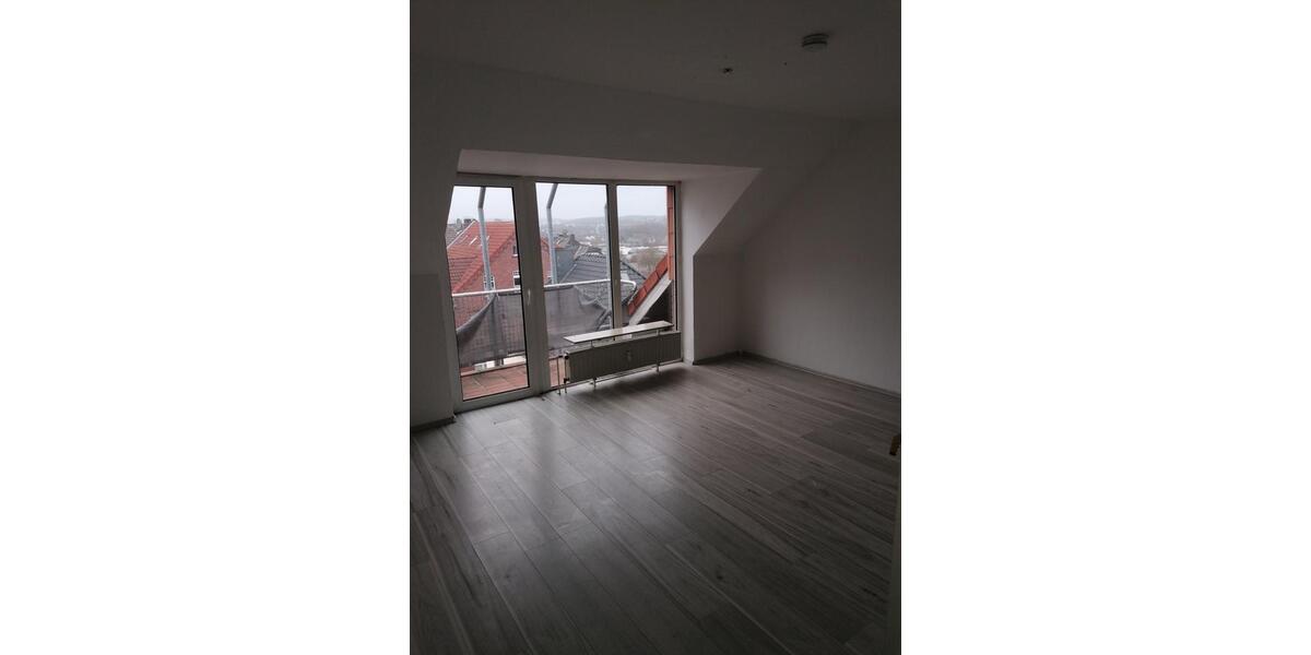 Dachgeschoßwohnung Hagen Hagen-Mitte - 4 Zimmer, 91 m&sup2;, 471&euro; | Angebot:24612528