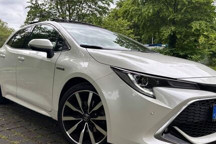 Toyota Corolla 109.000 km 21.490 &euro; Iserlohn 58642