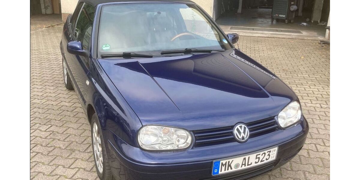 VW Golf 136.693 km 4.950 &euro; Menden 58706