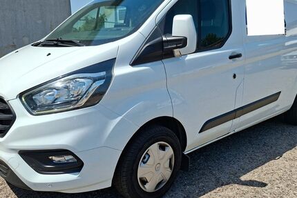 Ford Transit Custom 243.484 km 9.800 &euro; Gelsenkirchen 45881