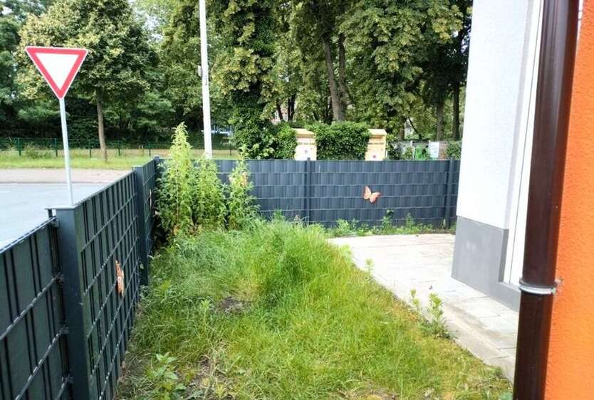 Exklusive Kapitalanlage: Vermietete Erdgeschosswohnung mit Privatgarten und stabilen Mieteinnahmen 2.5 zimmer