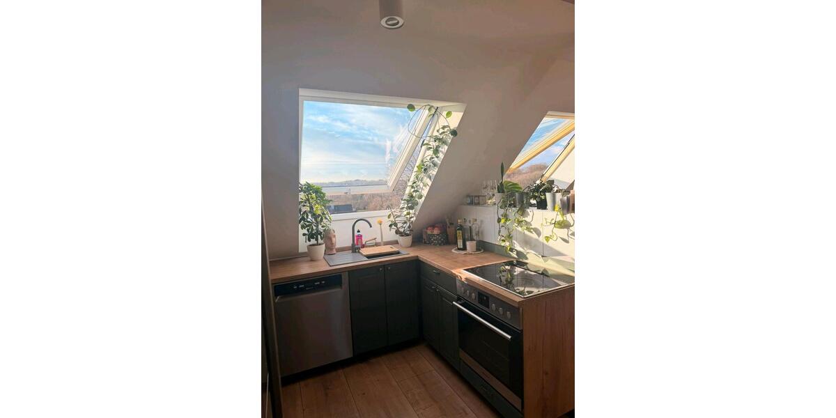 Dachgeschoßwohnung Dortmund Huckarde - 3.5 Zimmer, 60 m&sup2;, 800&euro; | Angebot:24846450