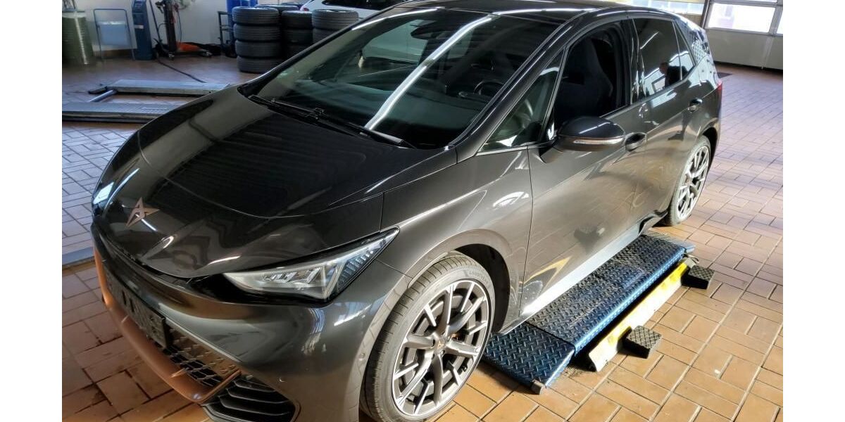 Cupra Born 49.413 km 29.800 &euro; Hagen 58091