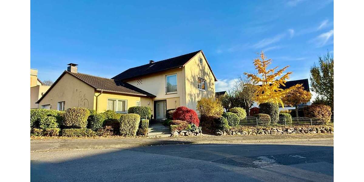 Einfamilienhaus Iserlohn Letmathe - 6 Zimmer, 216 m&sup2;, 529.000&euro; | Angebot:24744268