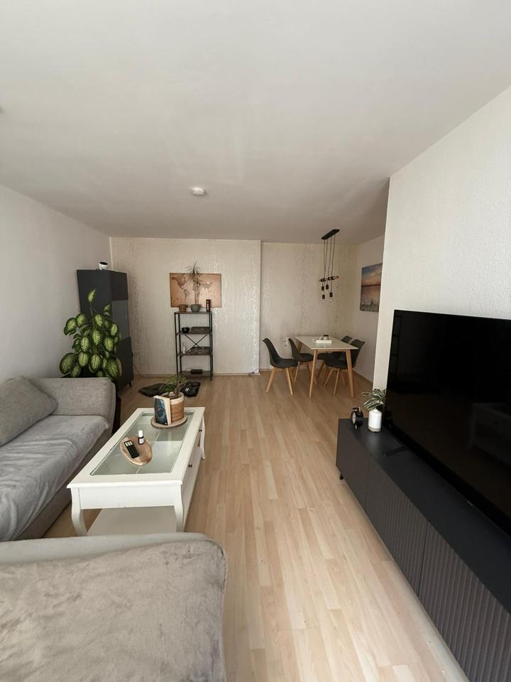 Top-gepflegte 2,5-Zimmer-Wohnung mit Balkon & Stellplatz in Bochum-Höntrop zimmer