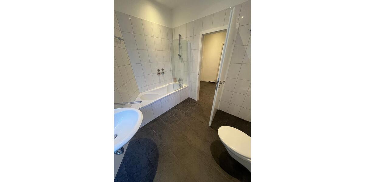 Erdgeschoßwohnung Iserlohn - 1 Zimmer, 28 m&sup2;, 300&euro; | Angebot:26321930
