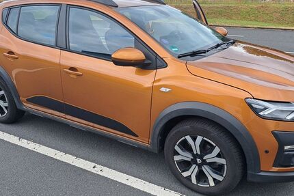 Dacia Sandero 80.000 km 13.599 &euro; Schwerte 58239