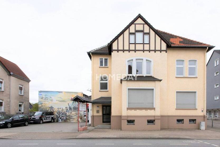 Vermietete Dachgeschoßwohnung mit 4 Zimmern und schöner Ausstattung in Herne-Süd