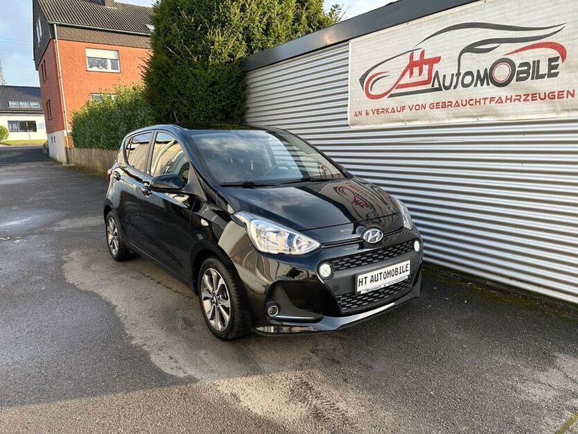 i10